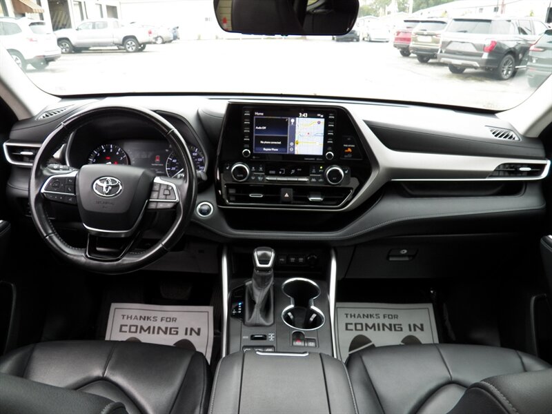 2020 Toyota Highlander XLE AWD - Photo 18 - Mishawaka, IN 46545