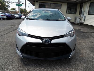 2017 Toyota Corolla LE - Photo 5 - Mishawaka, IN 46545