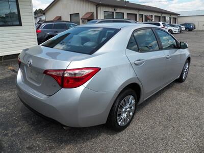2017 Toyota Corolla LE - Photo 3 - Mishawaka, IN 46545