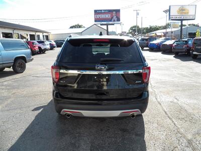 2017 Ford Explorer XLT  AWD - Photo 4 - Mishawaka, IN 46545