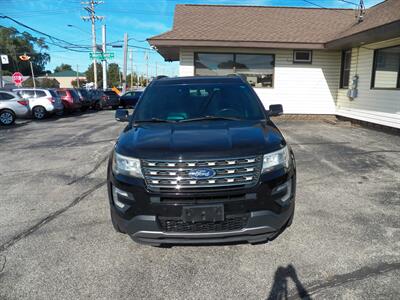 2017 Ford Explorer XLT  AWD - Photo 8 - Mishawaka, IN 46545