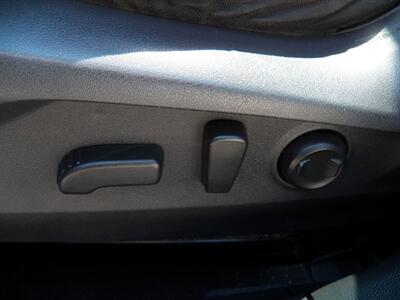 2022 Subaru Outback Premium  AWD - Photo 9 - Mishawaka, IN 46545