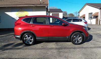 2017 Honda CR-V EX  AWD - Photo 2 - Mishawaka, IN 46545