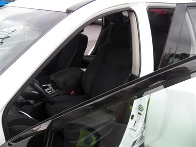 2013 Nissan Pathfinder SV  4x4 - Photo 5 - Mishawaka, IN 46545
