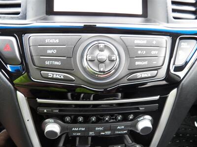 2013 Nissan Pathfinder SV  4x4 - Photo 22 - Mishawaka, IN 46545