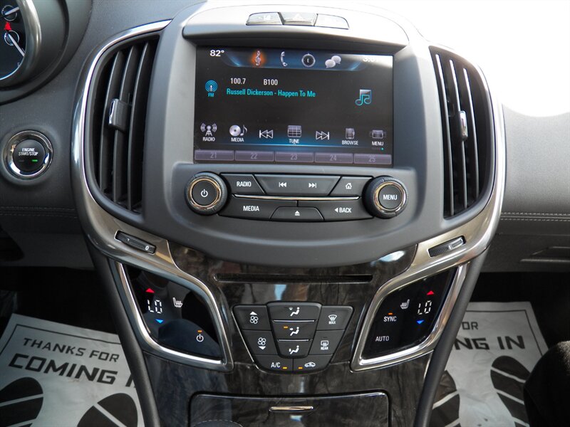 2016 Buick LaCrosse Leather AWD - Photo 18 - Mishawaka, IN 46545