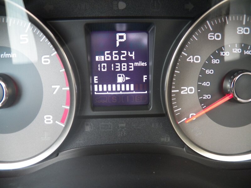 2014 Subaru Forester 2.5i Limited AWD - Photo 16 - Mishawaka, IN 46545