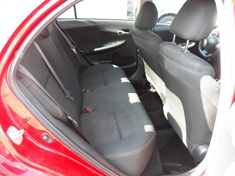 2013 Toyota Corolla S - Photo 11 - Mishawaka, IN 46545