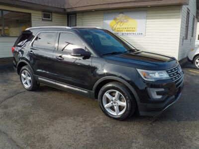 2017 Ford Explorer XLT  AWD