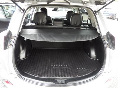 2018 Toyota RAV4 LE  AWD - Photo 12 - Mishawaka, IN 46545