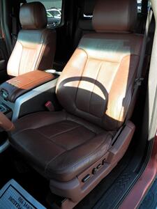 2014 Ford F-150 King Ranch  4x4 - Photo 12 - Mishawaka, IN 46545