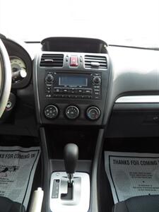 2012 Subaru Impreza 2.0i Sport Premium  AWD - Photo 17 - Mishawaka, IN 46545