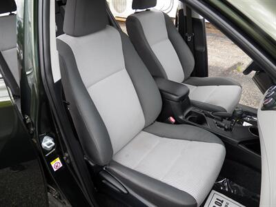 2013 Toyota RAV4 LE  AWD - Photo 14 - Mishawaka, IN 46545