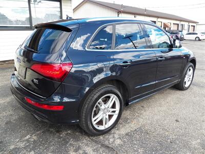 2017 Audi Q5 3.0T Quattro Premium Plus  AWD - Photo 2 - Mishawaka, IN 46545
