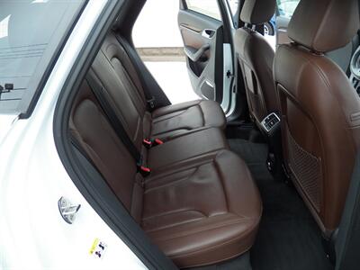 2018 Audi Q3 2.0T quattro Premium Plus  AWD - Photo 12 - Mishawaka, IN 46545