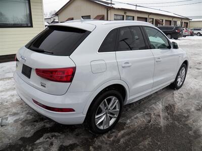 2018 Audi Q3 2.0T quattro Premium Plus  AWD - Photo 5 - Mishawaka, IN 46545