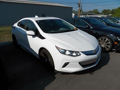 2017 Chevrolet Volt LT   - Photo 1 - Mishawaka, IN 46545