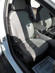 2017 Chevrolet Volt LT   - Photo 14 - Mishawaka, IN 46545