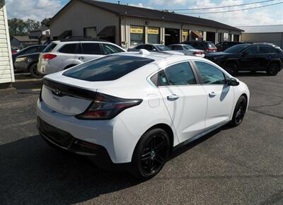 2017 Chevrolet Volt LT   - Photo 3 - Mishawaka, IN 46545