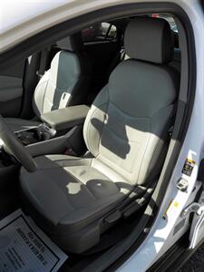 2017 Chevrolet Volt LT   - Photo 10 - Mishawaka, IN 46545