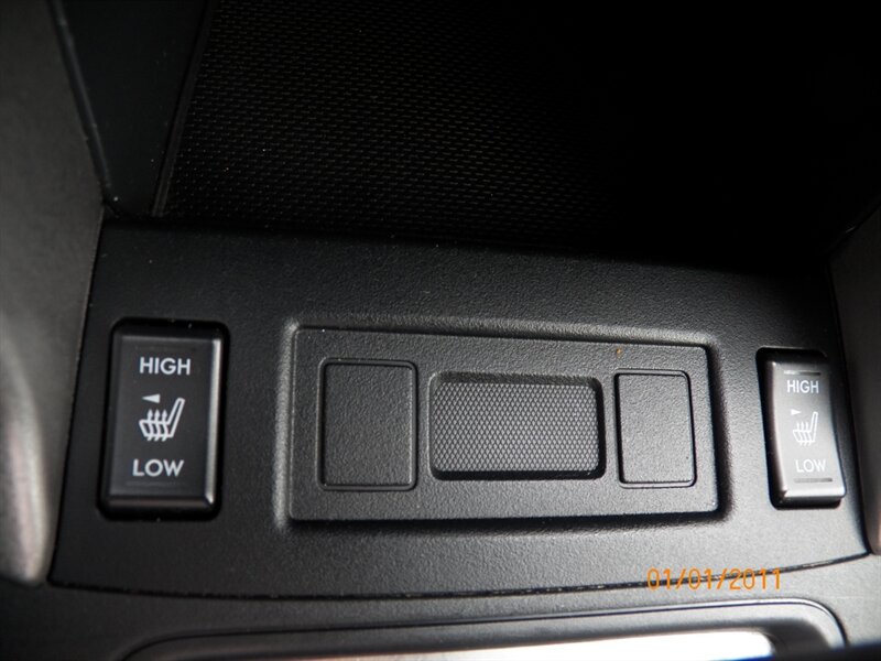 2016 Subaru Forester 2.5i Premium AWD - Photo 18 - Mishawaka, IN 46545