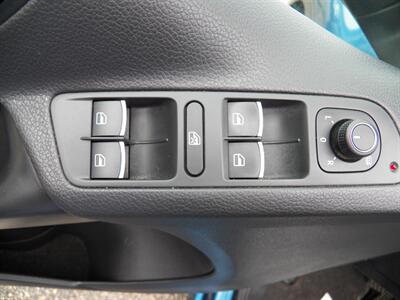 2017 Volkswagen Tiguan 2.0T Wolfsburg Edition 4M AWD - Photo 16 - Mishawaka, IN 46545