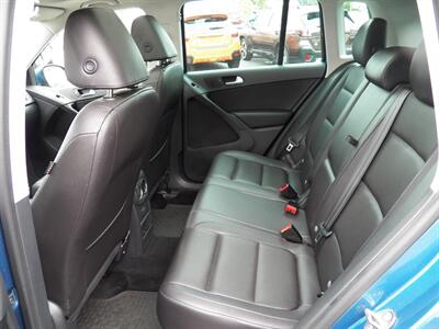 2017 Volkswagen Tiguan 2.0T Wolfsburg Edition 4M AWD - Photo 8 - Mishawaka, IN 46545