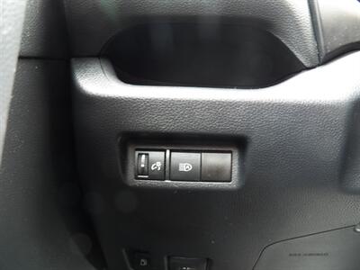 2020 Toyota RAV4 Hybrid LE  AWD - Photo 30 - Mishawaka, IN 46545