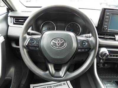 2020 Toyota RAV4 Hybrid LE  AWD - Photo 25 - Mishawaka, IN 46545
