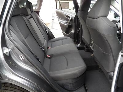 2020 Toyota RAV4 Hybrid LE  AWD - Photo 13 - Mishawaka, IN 46545