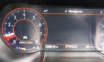 2018 Ford Mustang EcoBoost Premium   - Photo 33 - Mishawaka, IN 46545