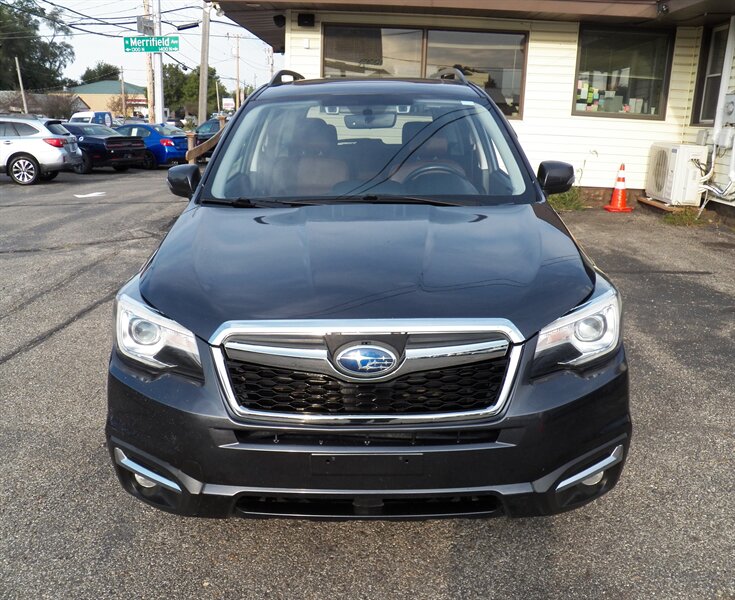 2017 Subaru Forester 2.5i Touring AWD - Photo 5 - Mishawaka, IN 46545