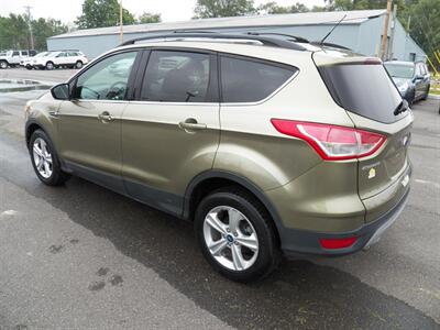 2013 Ford Escape SE   - Photo 2 - Mishawaka, IN 46545
