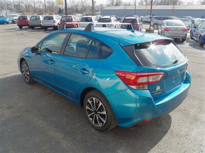 2017 Subaru Impreza 2.0i  AWD - Photo 5 - Mishawaka, IN 46545