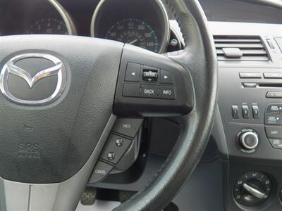 2012 Mazda Mazda3 i Touring   - Photo 25 - Mishawaka, IN 46545