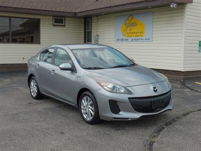 2012 Mazda Mazda3 i Touring   - Photo 1 - Mishawaka, IN 46545