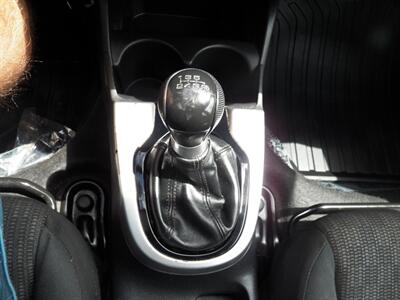 2015 Honda Fit LX - Photo 17 - Mishawaka, IN 46545