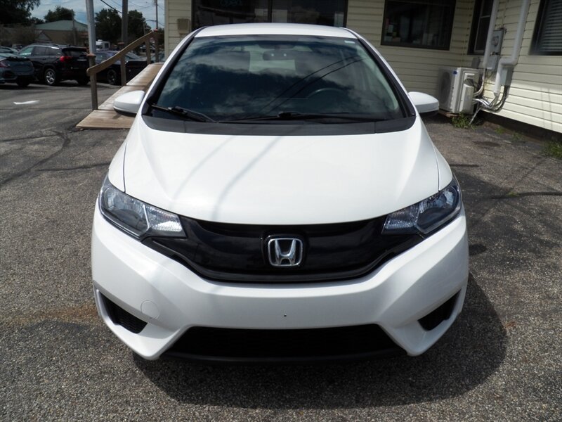 2015 Honda Fit LX - Photo 6 - Mishawaka, IN 46545