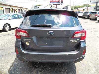 2017 Subaru Outback 2.5i Limited  AWD - Photo 5 - Mishawaka, IN 46545