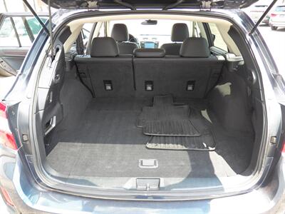 2017 Subaru Outback 2.5i Limited  AWD - Photo 13 - Mishawaka, IN 46545
