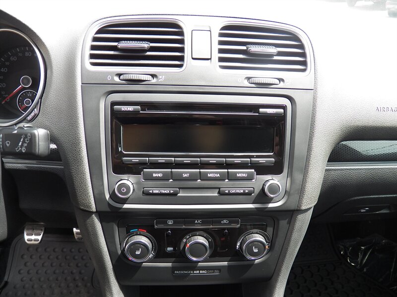 2013 Volkswagen GTI - Photo 21 - Mishawaka, IN 46545