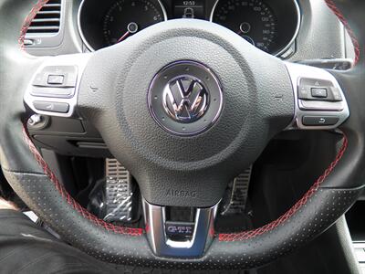 2013 Volkswagen GTI - Photo 22 - Mishawaka, IN 46545