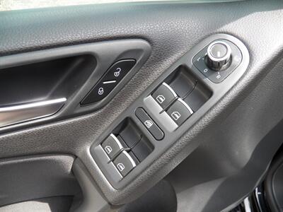 2013 Volkswagen GTI - Photo 19 - Mishawaka, IN 46545