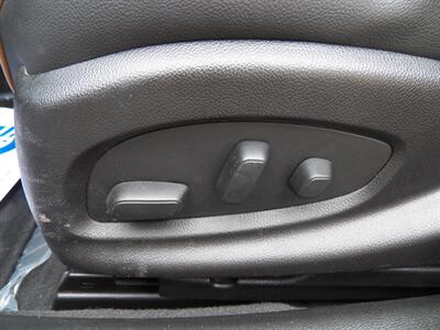 2017 Chevrolet Impala Premier   - Photo 10 - Mishawaka, IN 46545