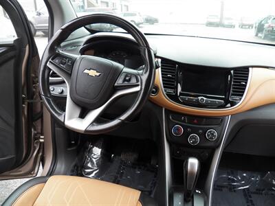 2019 Chevrolet Trax LT   - Photo 13 - Mishawaka, IN 46545
