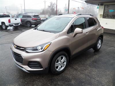 2019 Chevrolet Trax LT   - Photo 1 - Mishawaka, IN 46545