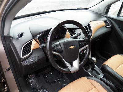 2019 Chevrolet Trax LT   - Photo 5 - Mishawaka, IN 46545