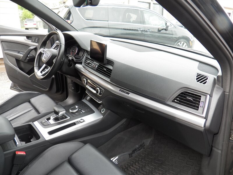 2020 Audi Q5 Quattro Premium 45 TFSI AWD - Photo 15 - Mishawaka, IN 46545