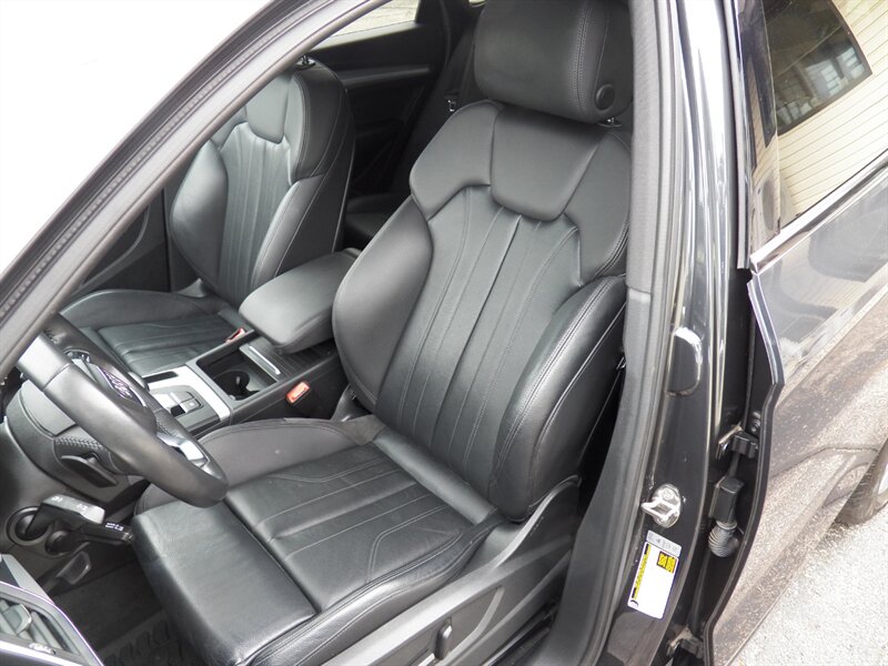 2020 Audi Q5 Quattro Premium 45 TFSI AWD - Photo 8 - Mishawaka, IN 46545