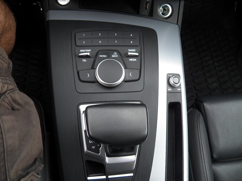 2020 Audi Q5 Quattro Premium 45 TFSI AWD - Photo 20 - Mishawaka, IN 46545